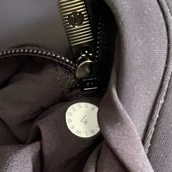 Lululemon On The Move Pant Black Size 4. - Picture 8 of 8